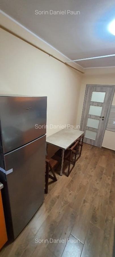 Aartamenr, renovat, zonă liniștită - 4