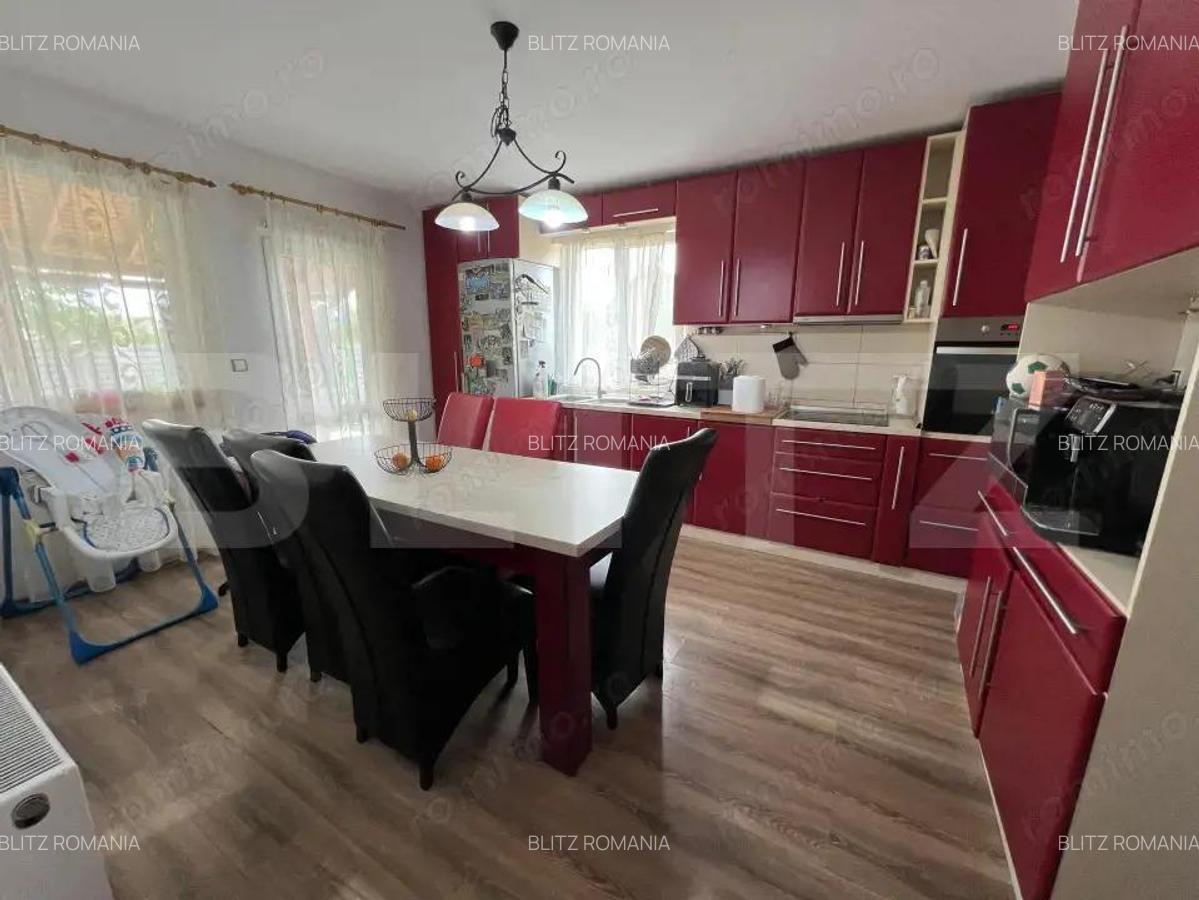Casa de lemn autentica, 4 camere + incalzire cu ?emineu ?i centrala pe lemne - 10