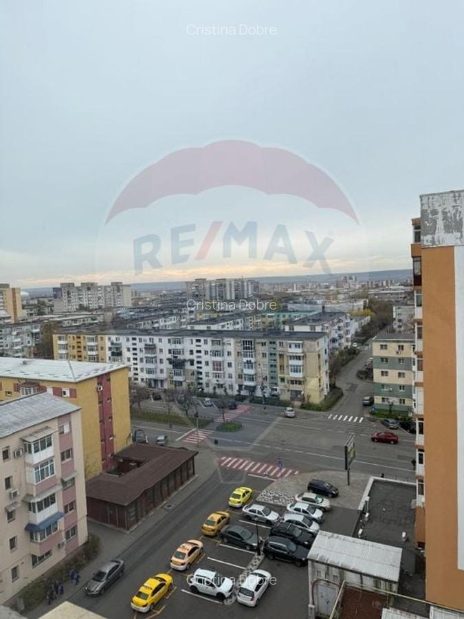Apartament cu 3 camere de inchiriat in zona Craiovita Noua - 8