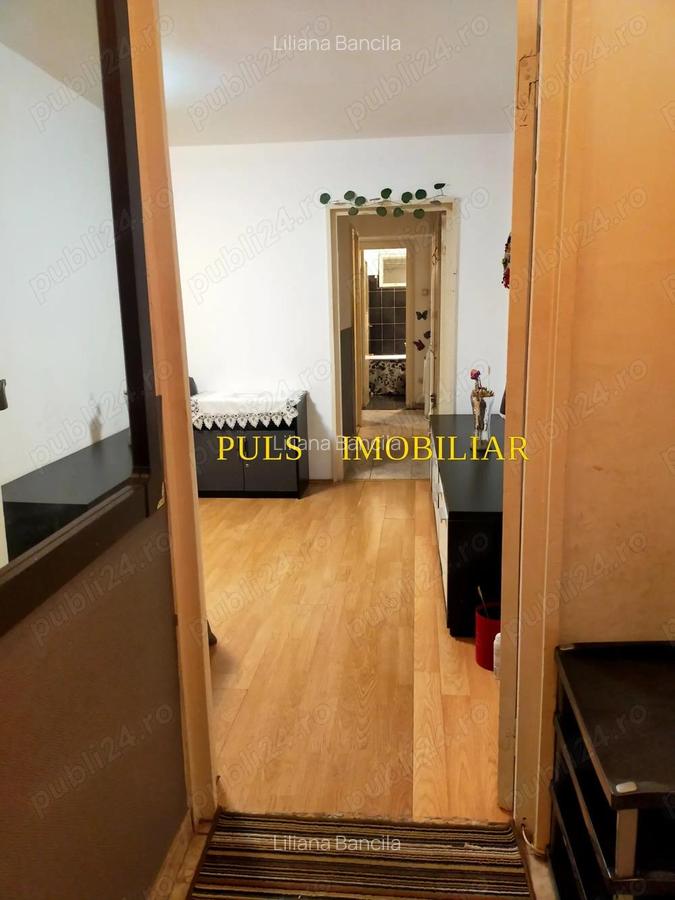 Tomis Nord - Cire?ica: Apartament 3 camere,doua holuri, etaj 3, mobilat,intre?inut - 4