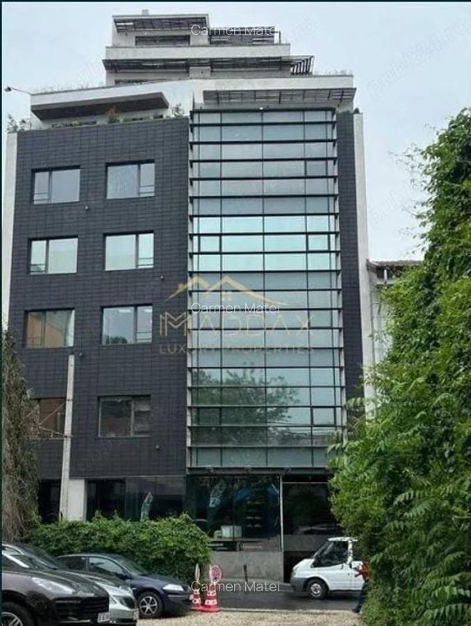 Spatiu Comercial / Birouri de inchiriat *335mp *Victoriei - 6
