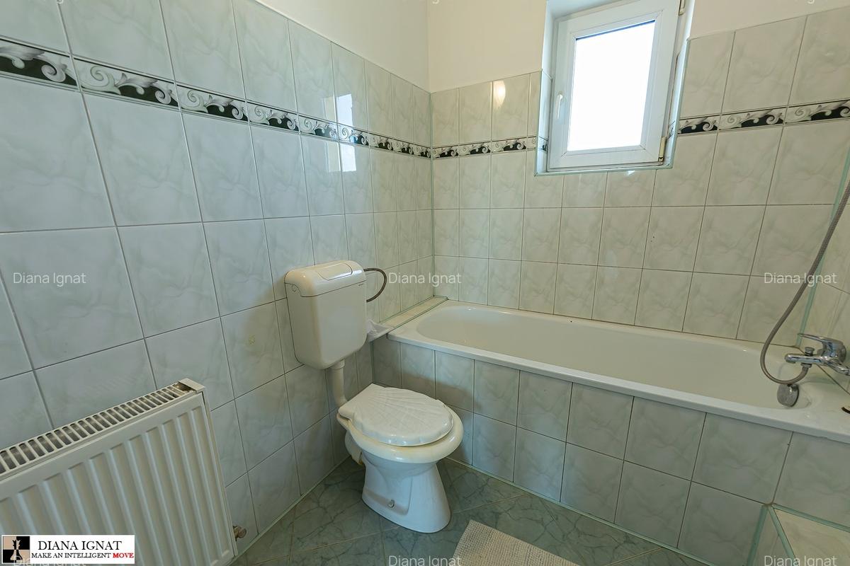Casă cu 5 camere în Dumbrăvița - 8