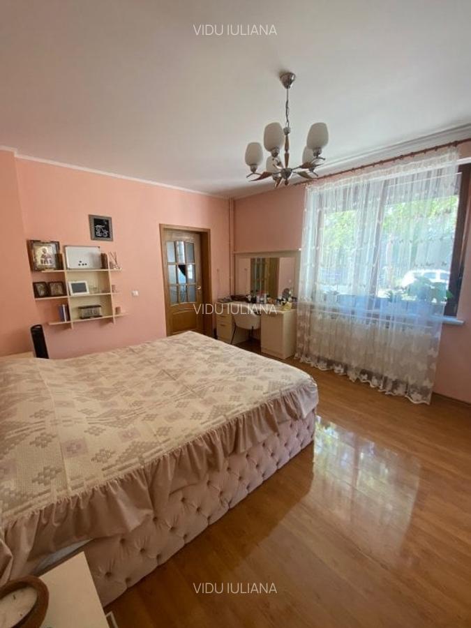 Apartament cu 5 camere semidecomandat, mobilat în Unirii - 6