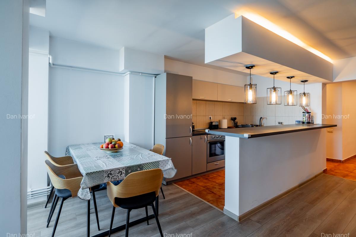 Apartament cu 3 camere de vânzare – Faleza Nord, vedere frontală la mare! - 7