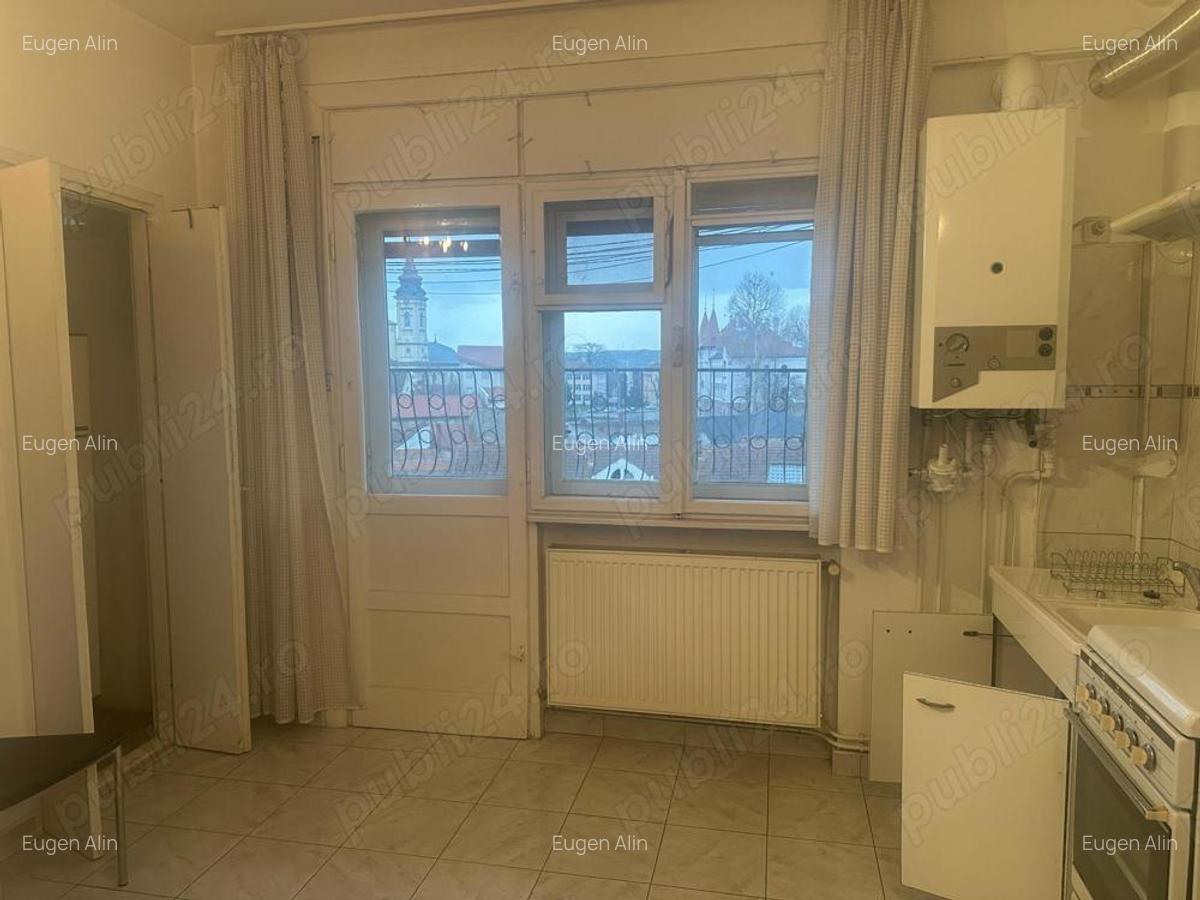 APARTAMENT Extraordinar, cu 3 balcoane - 8