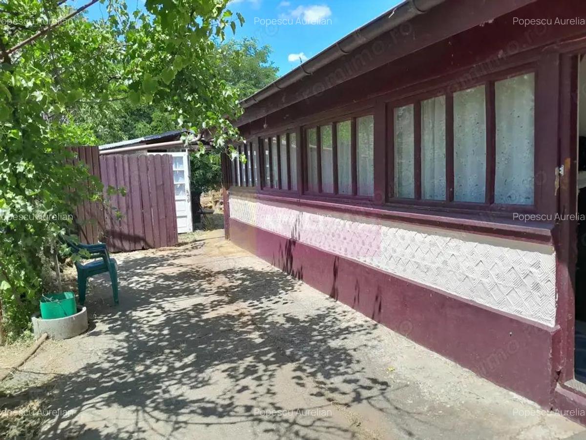 Movilita - vanzare casa 5 cam plus livada pe rod si teren 1800 mp - 10