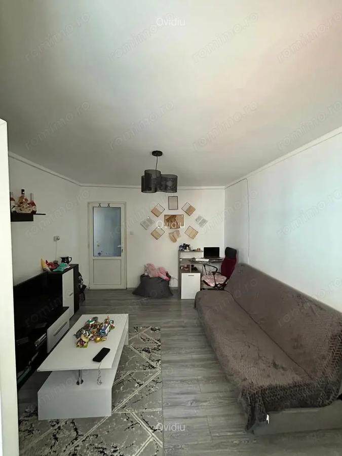 Apartament de vanzare - 4