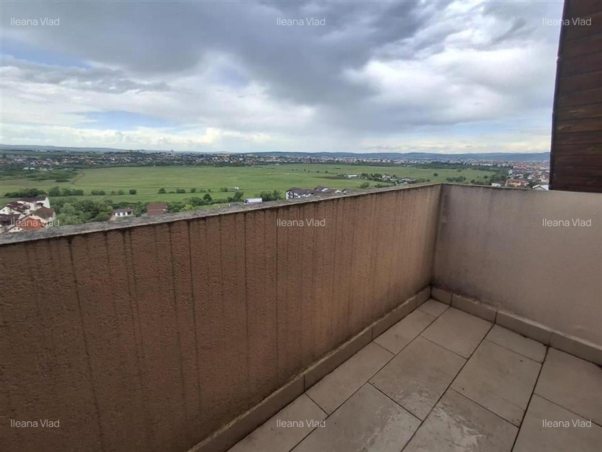 Apartament 4 camere decomandat 2 bai pivnita parcare zona Tilisca - 11