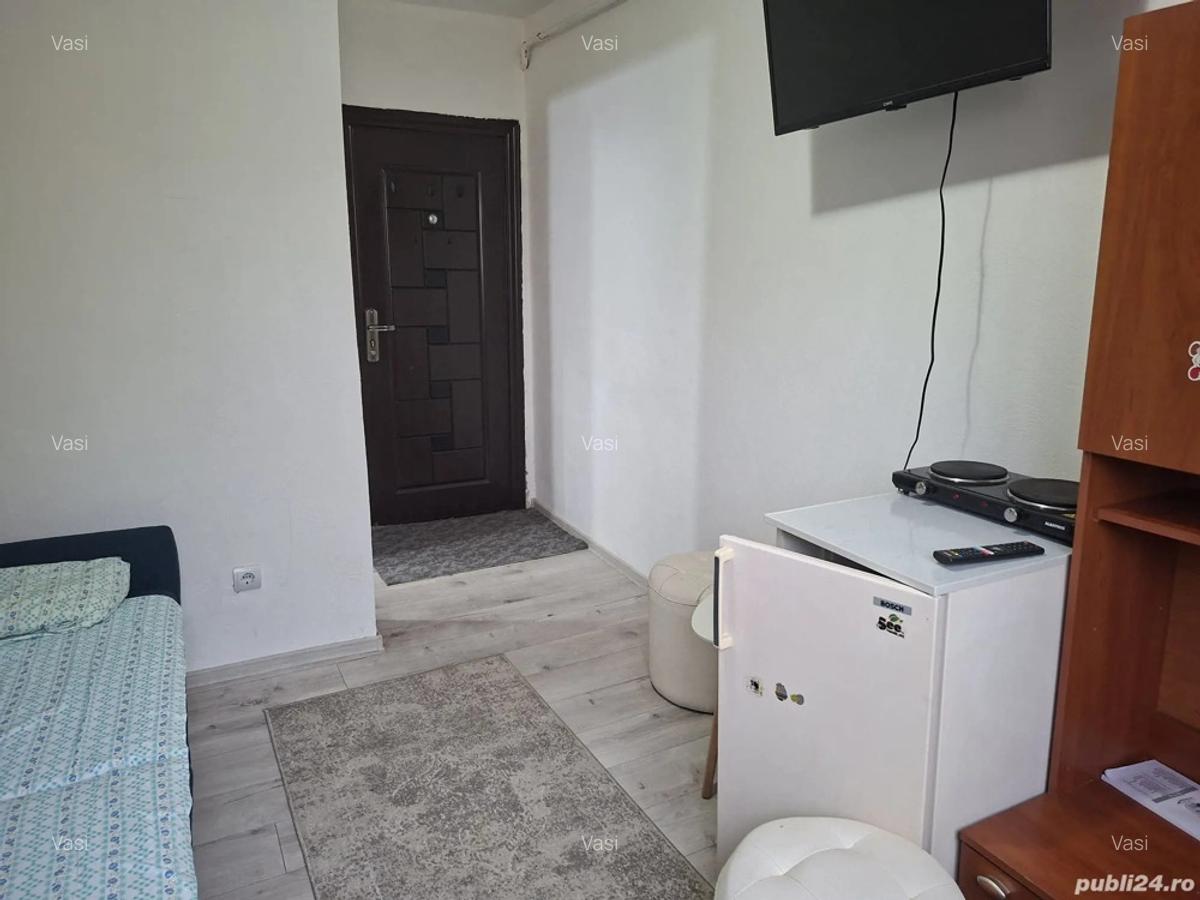Garsoniera cf 2 de inchiriat in 9 Mai - 2