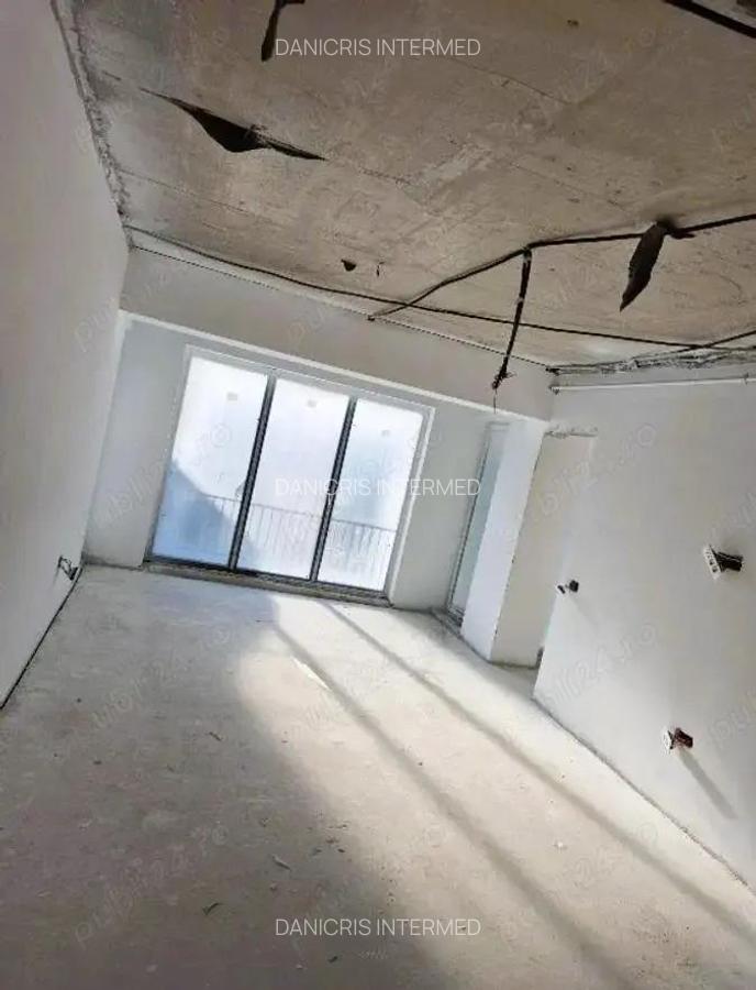Stadion - Apartament 3 camere - 1