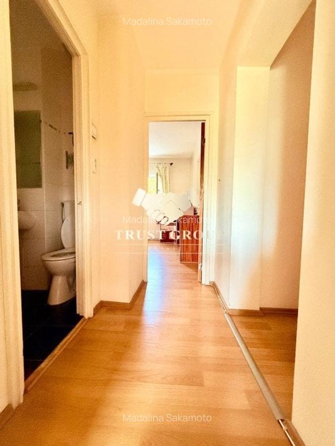 Apartament cu 4 camere decomandat în P-ța Victoriei - 21