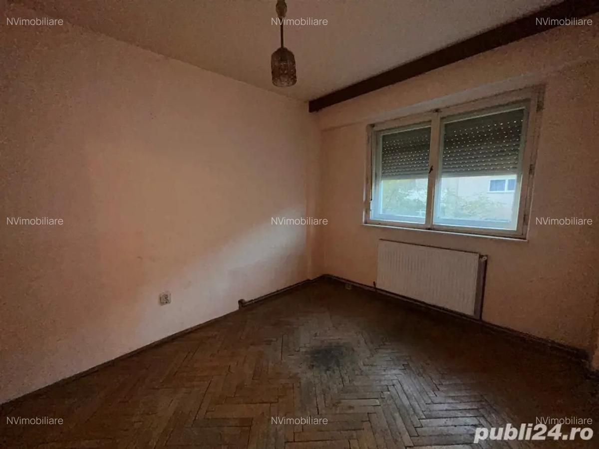 Apartament cu 3 camere de vanzare micro 16 - 4