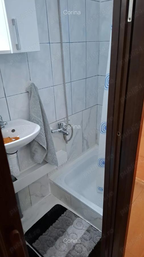 Vand!!! Garsoniera amenajata mobilata nou si modern Vlaicu Poetului - 4 Vand!!! Garsoniera amenajata mobilata nou si modern Vlaicu Poetului - 4