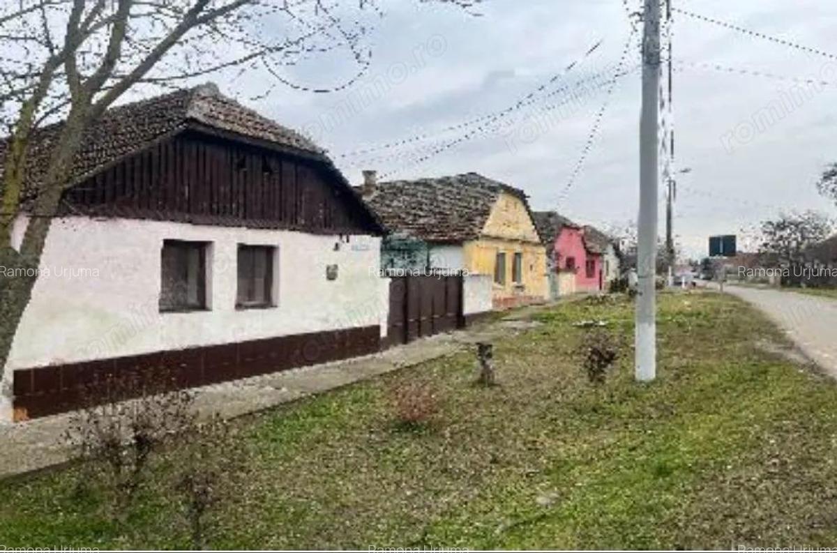 Cota de 1/2 din casa si teren, Loc Periam, Jud Timis - 1