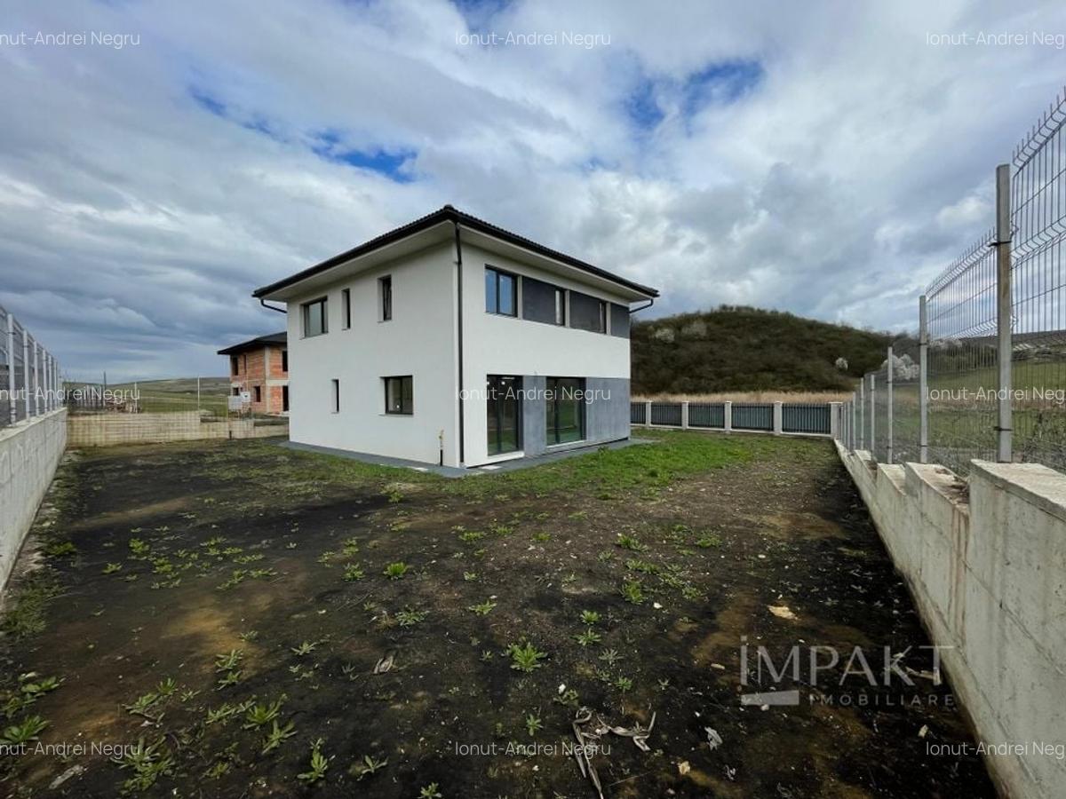 Casa individuala spre vanzare in localitatea Dezmir! - 4