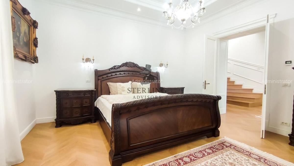 Vila restaurata in cel mai mic detaliu - zona centrala - 53