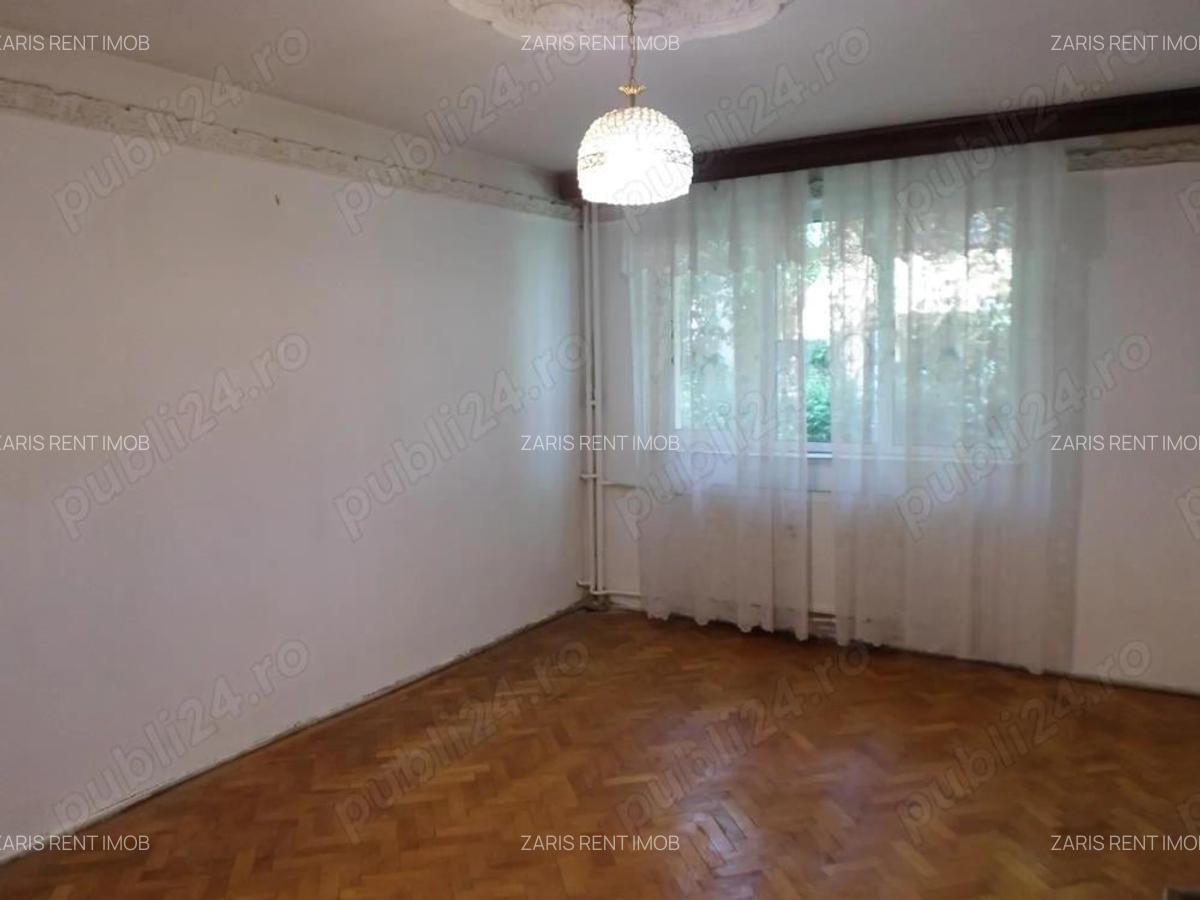 Vanzare apartament 3 camere, decomandat, parter in Ploiesti, zona Cina comision 0 - 10