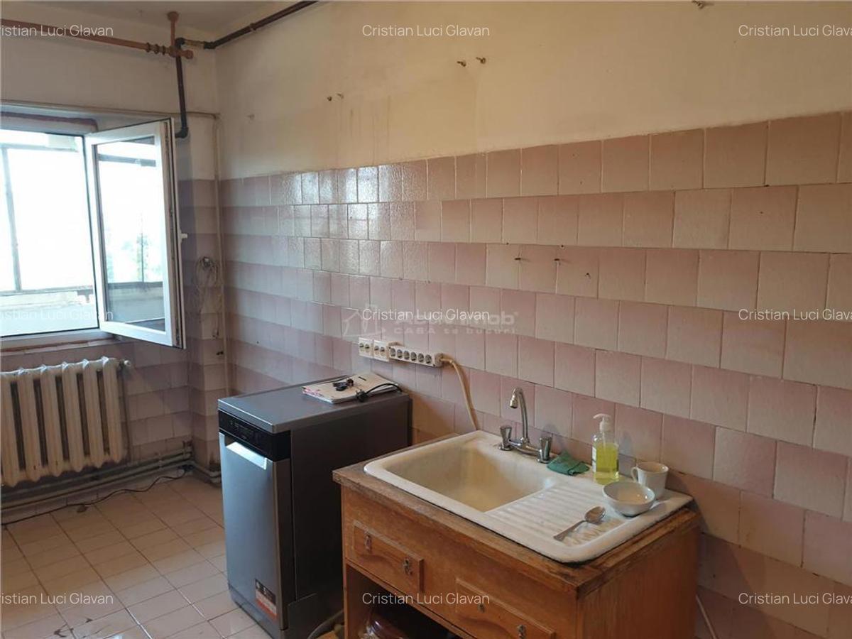 Apartament 3 cam decomandat zona F-uri Dunarii - 3