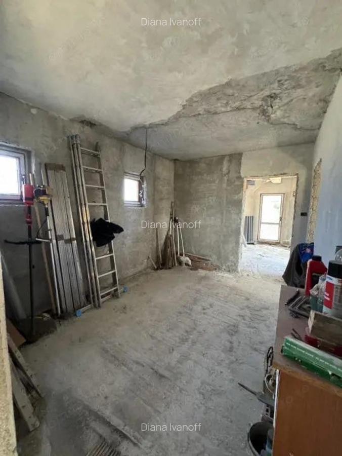 Vila P+1+Pod Targ?oru Vechi - 12