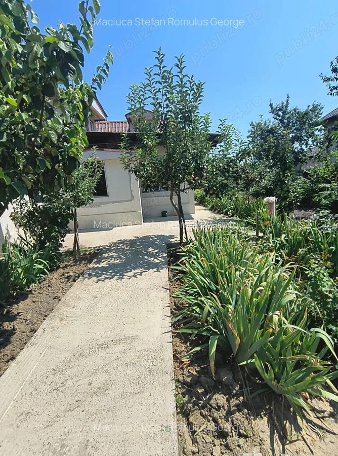Casa de vanzare bordeasca veche - 8