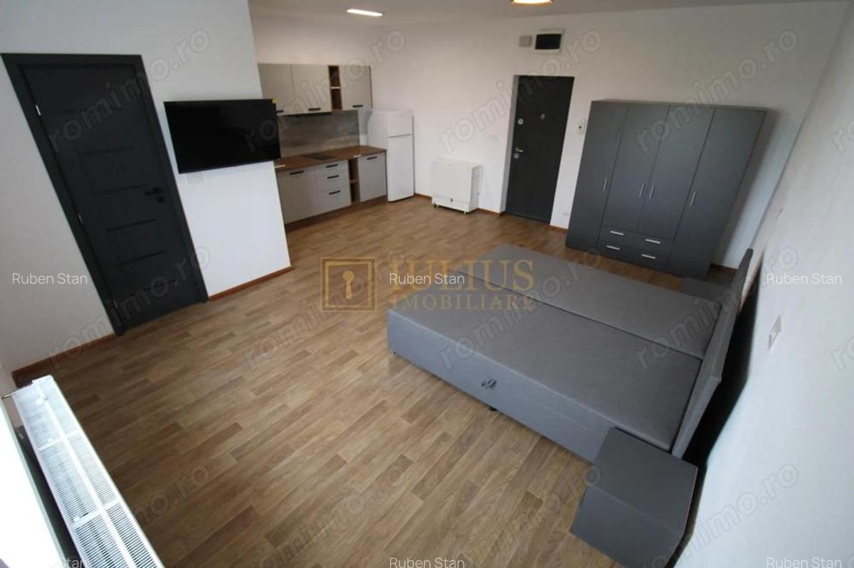 Prima inchiriere, o camera, zona lunei. - 2
