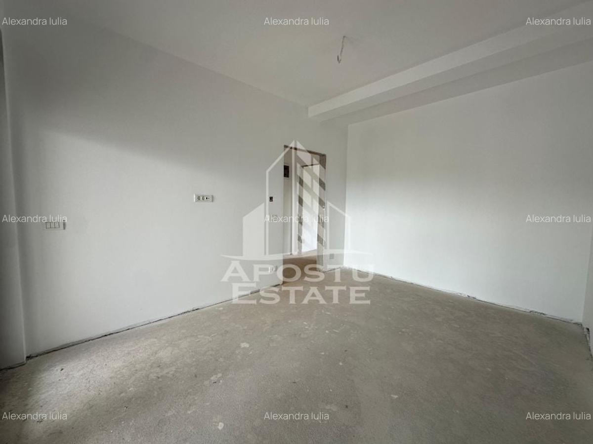 Apartament cu 3 camere semidecomandat în Braytim - 4