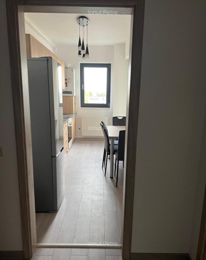Proprietar-inchiriez apartament 2 cam,Iuliu Maniu nr.405,parcare subt. - 7