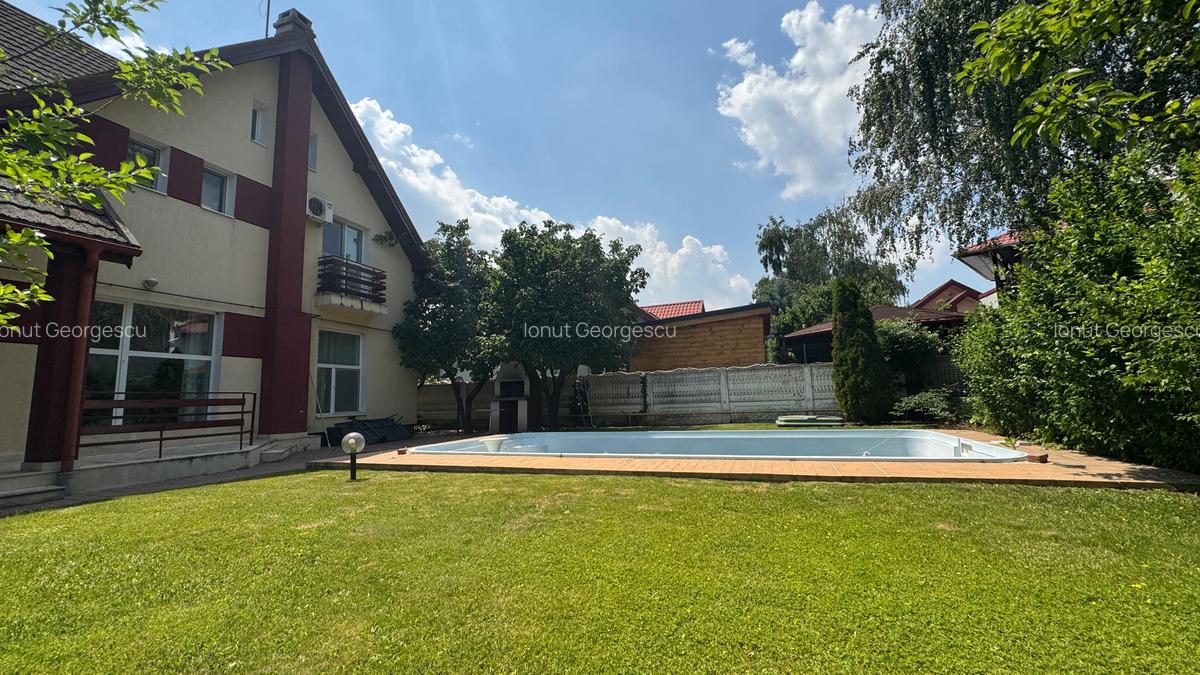 Casă individuală cu 7 camere în Iancu Nicolae - 14