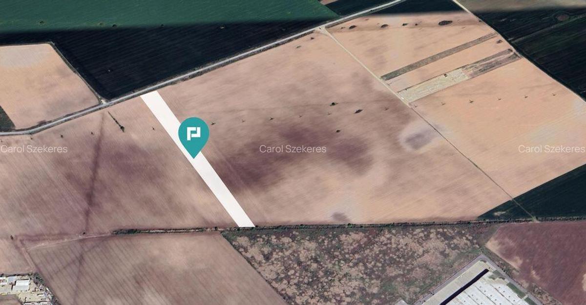 Teren intravilan agricol de vanzare pe A1 la km 23 - 3