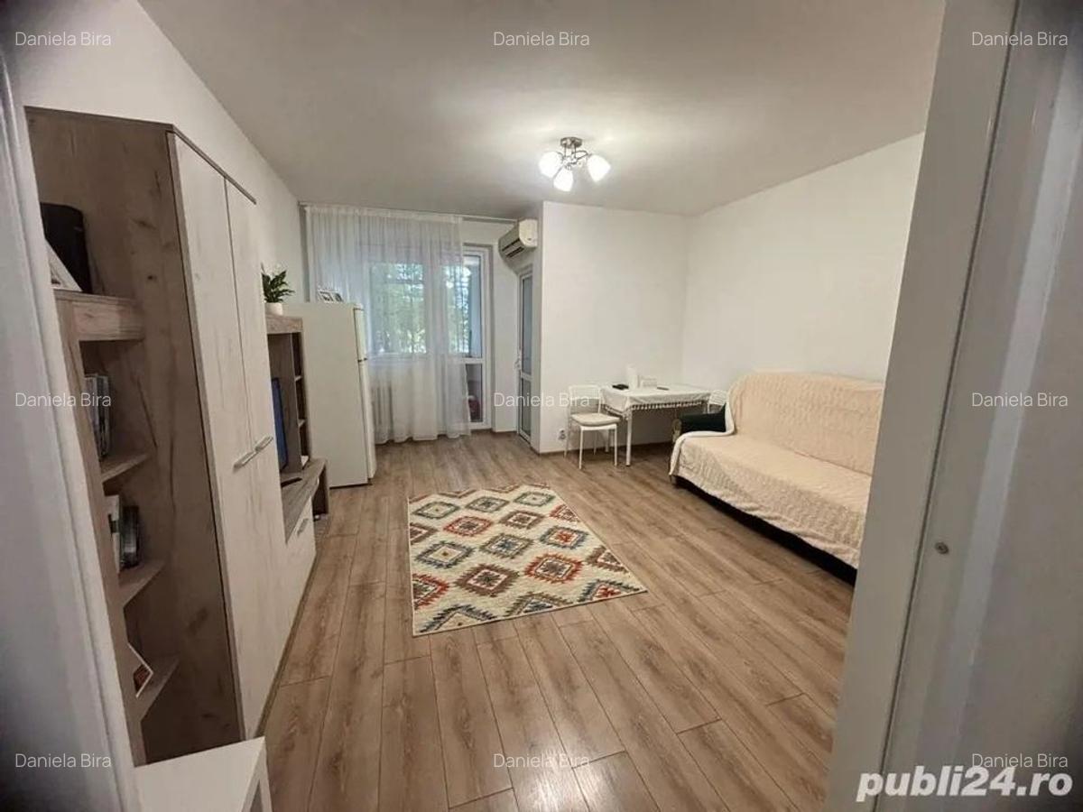 Garsoniera confort 1 etajul 1 zona Aparatorii Patriei mobilata  utilata - 1
