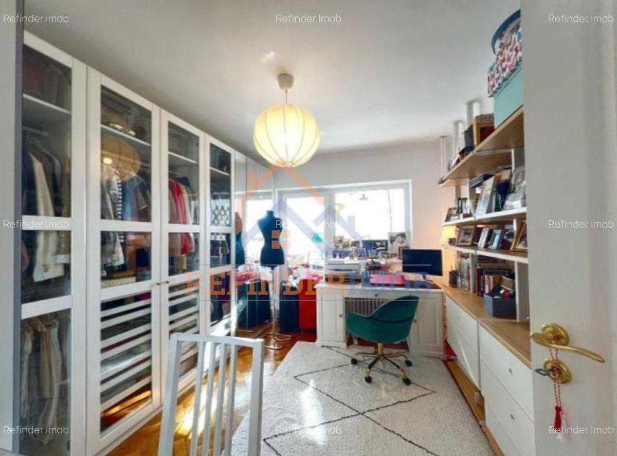Vanzare Penthouse cu 5 camere, zona centrala - 10