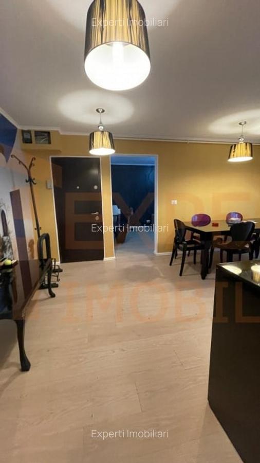 Apartament 3 camere - zona Far Constanta - 3