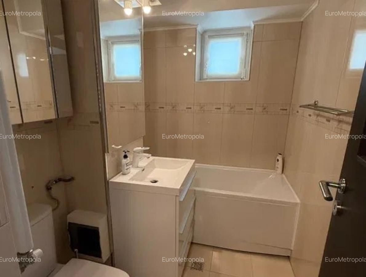 Vanzare apartament 3 camere Bd Unirii - 5
