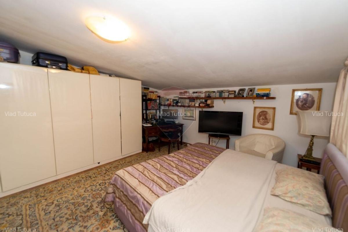 Apartament cu 3 camere decomandat, mobilat în Decebal - 20