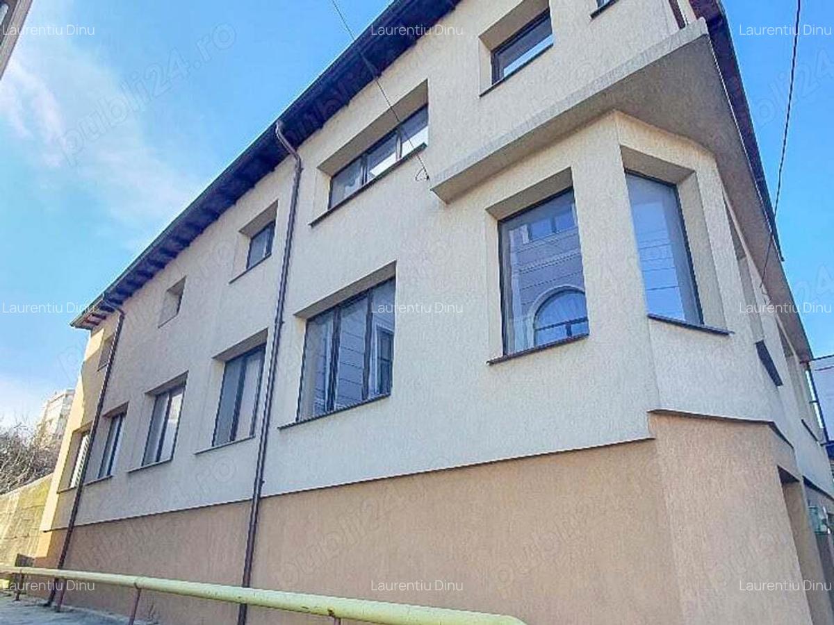 Cladire comercial , productie, birouri Pitesti - 1