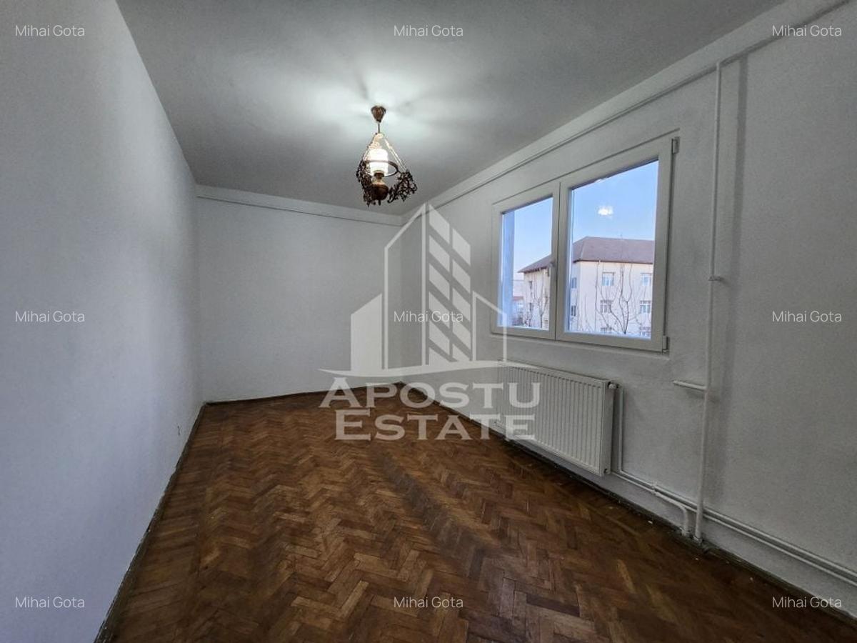 Apartament cu 3 camere, centrala proprie, zona Dacia - 2