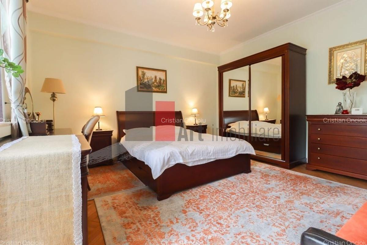Apartament cu 3 camere semidecomandat în Universitate - 16