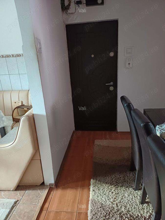 Vanzare apartament Calimanesti - 1