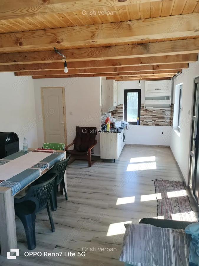 Vand casa de locuit langa Ha?eg, jud Hunedoara . - 1