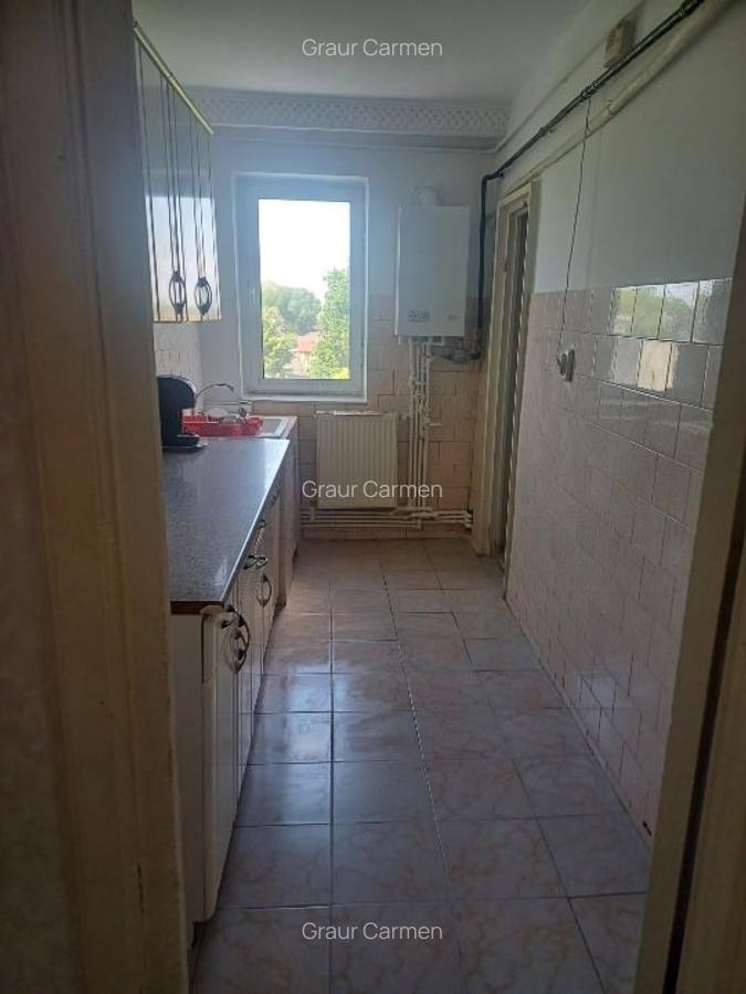 Proprietar, apart. 2 cam confort 1, decomandat, zona  Cal. Galati, NEGOCIABIL - 9