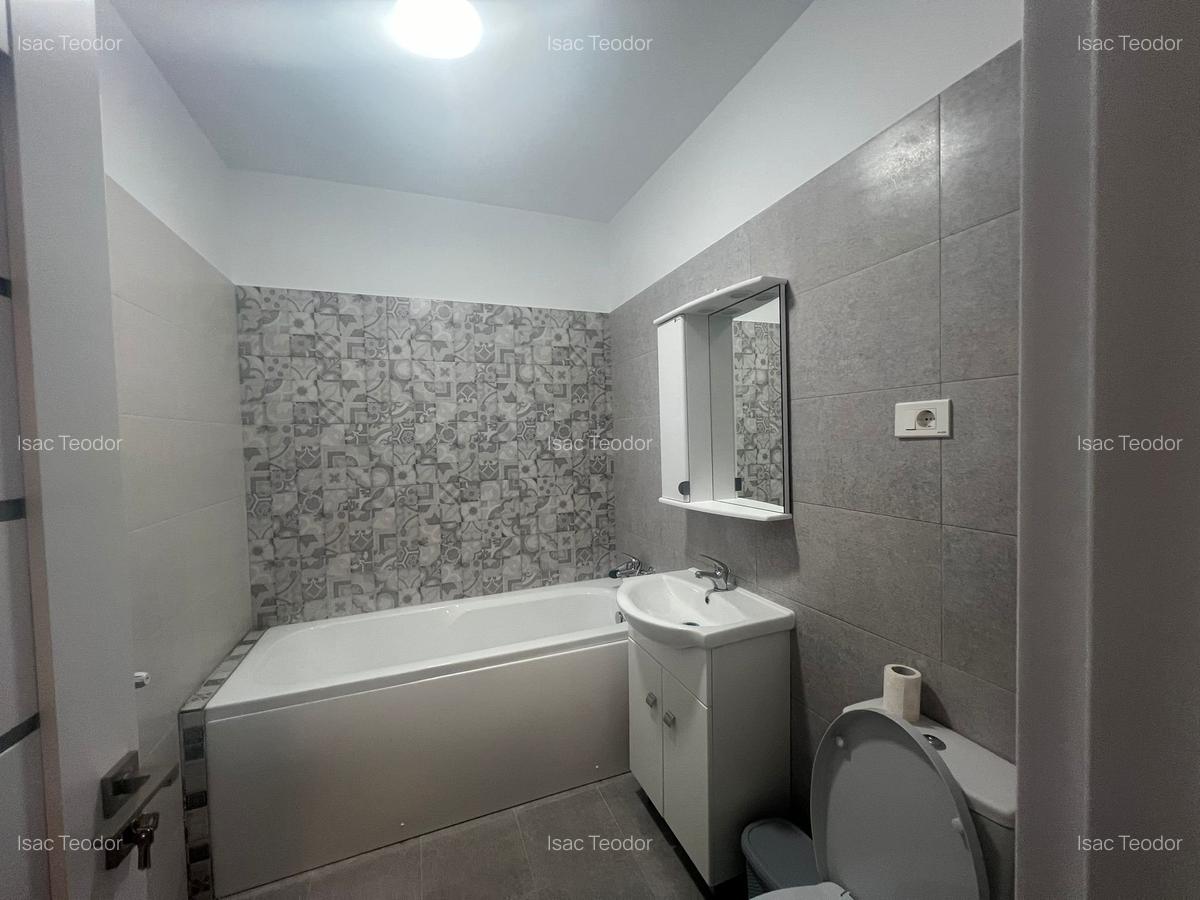 Apartament cu 2 camere decomandat în Apărătorii Patriei - 5