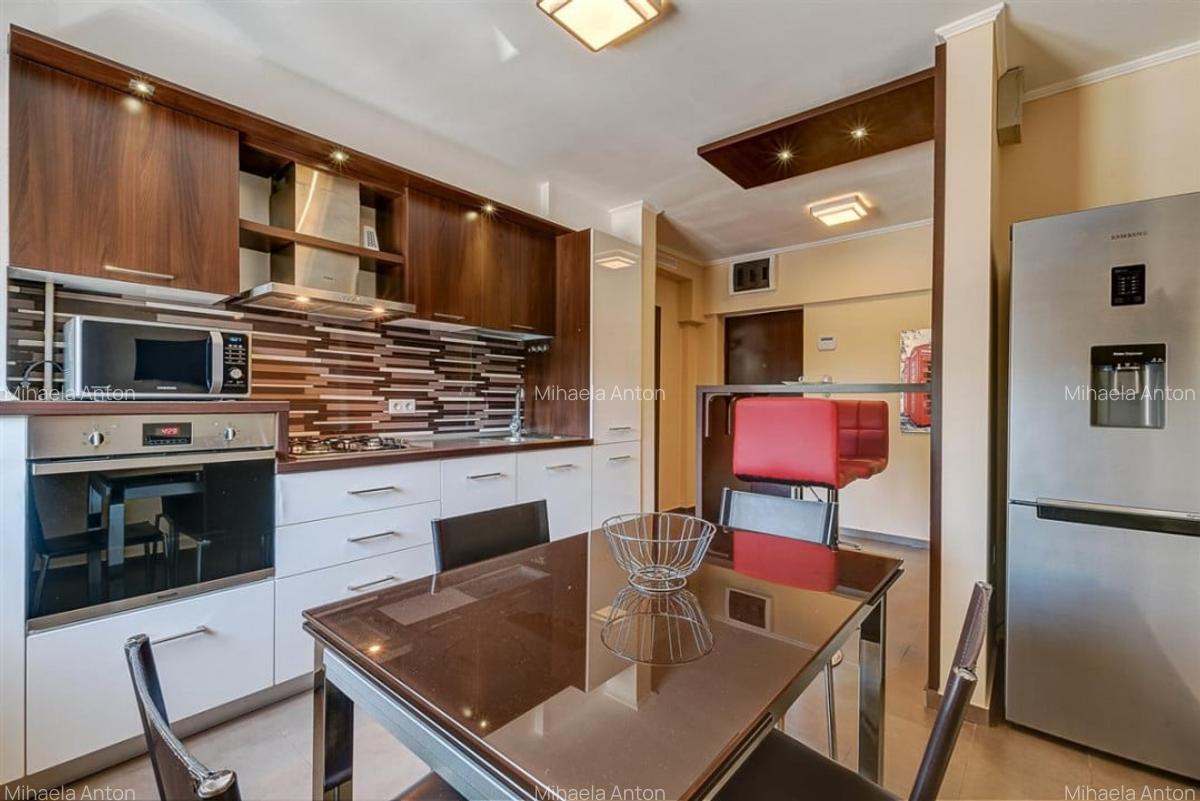 Aviatiei, Crystal Palace, Etaj 1/4, Mall Promenada, Metrou Aurel Vlaicu - 6