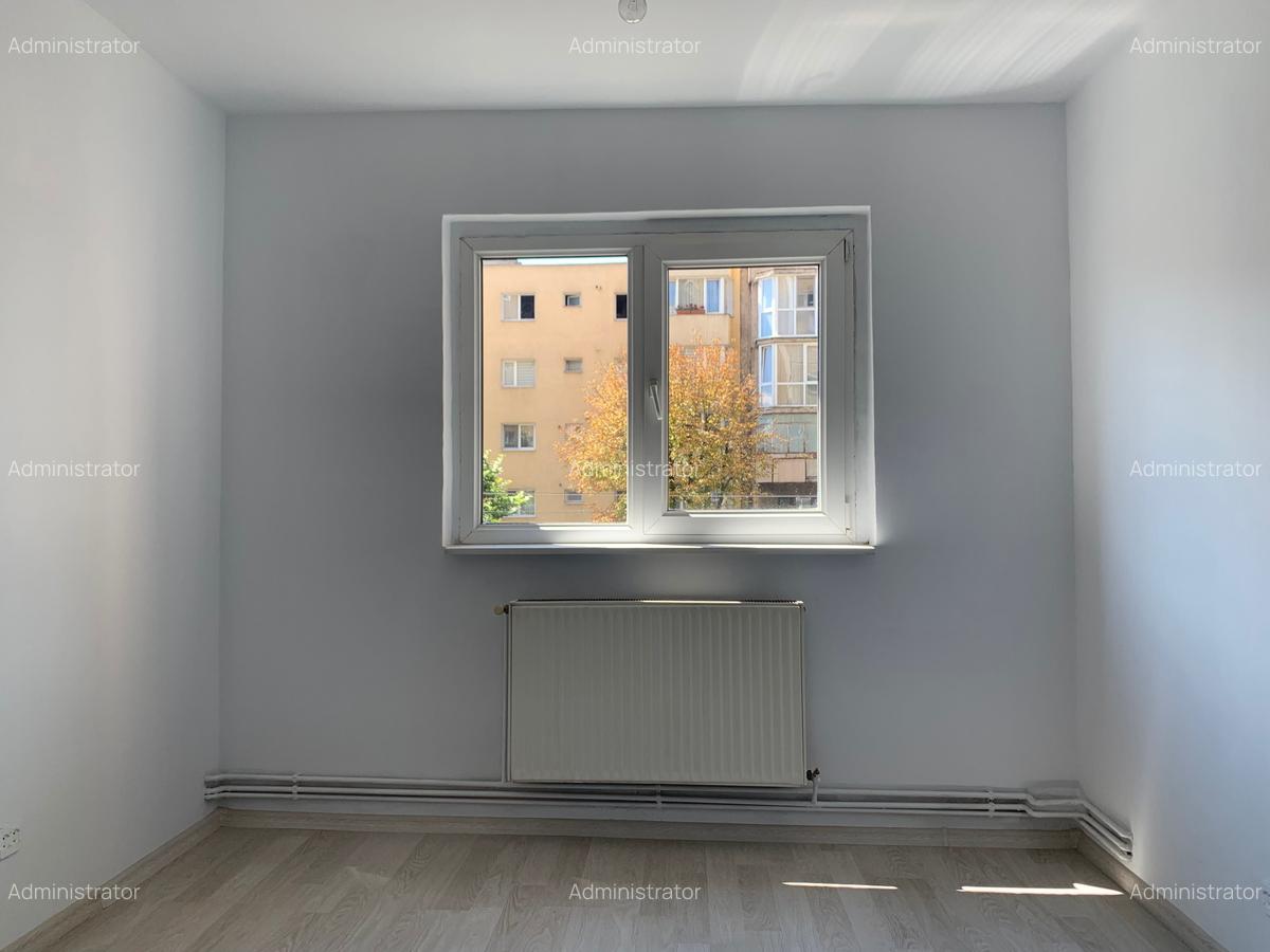 Apartament cu 4 camere decomandat în Griviței - 3