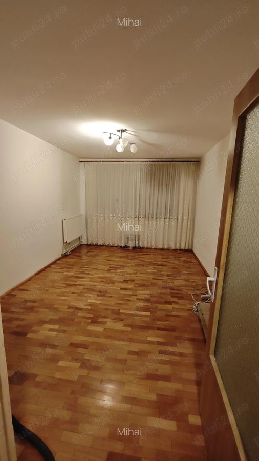 Vand Apartament 3 camere - 3