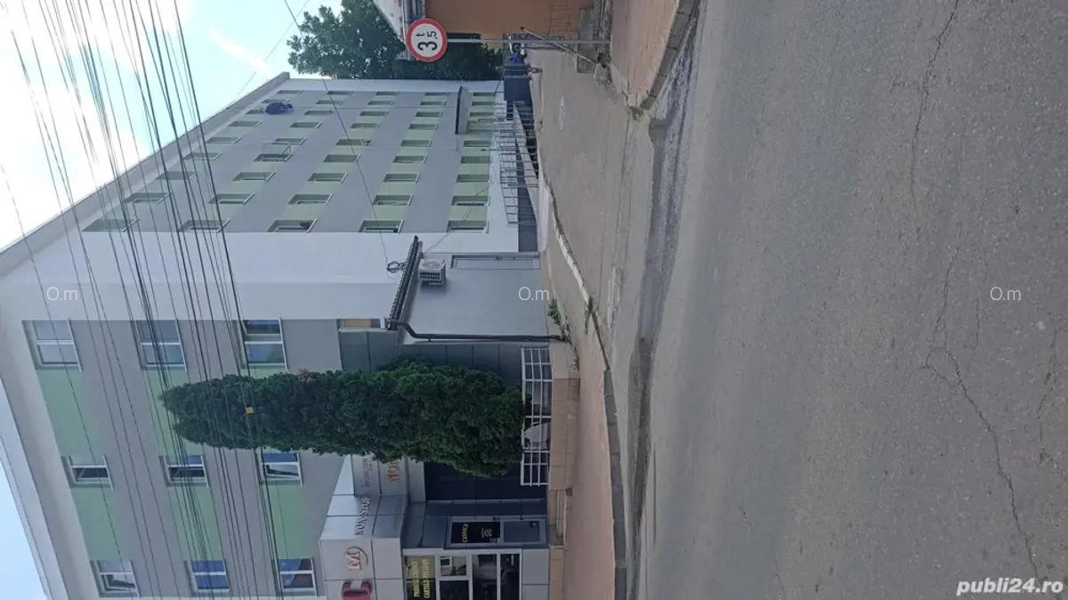 Vand garsoniera confort redus - 1 Vand garsoniera confort redus - 1