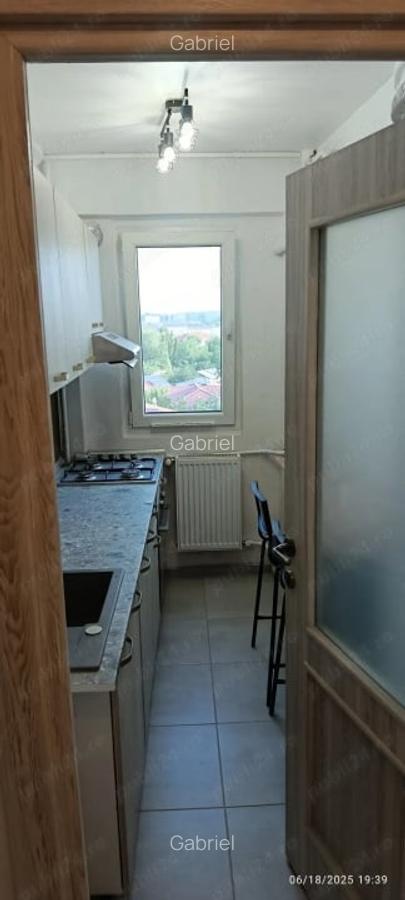 Apartament 2 camere, 40mp, decomandat, metrou, AC, 1 Decembrie 1918 - 3