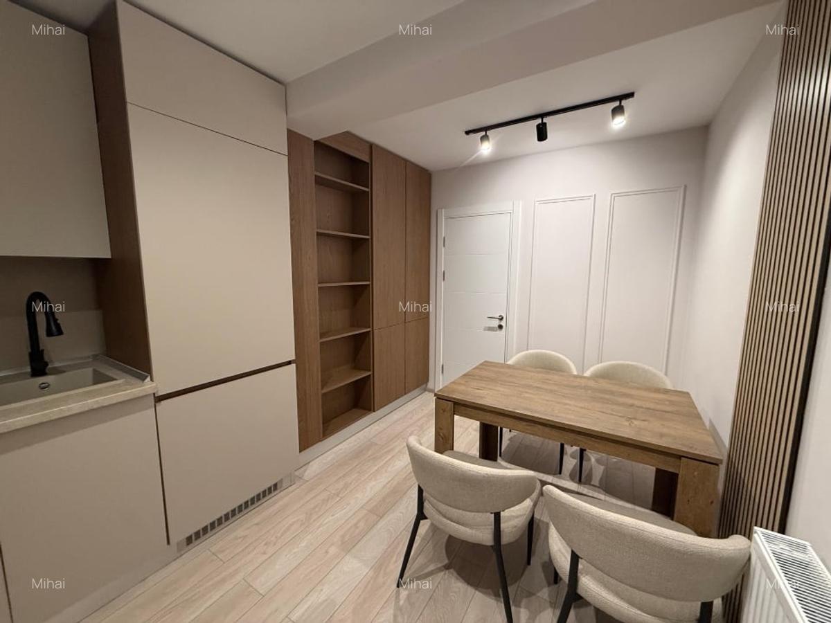 𝐏𝐄𝐍𝐓𝐇𝐎𝐔𝐒𝐄  + 𝐩𝐚𝐫𝐜𝐚𝐫𝐞 𝐬𝐮𝐛𝐭𝐞𝐫𝐚𝐧𝐚̆ + 𝐛𝐨𝐱𝐚̆ - 6