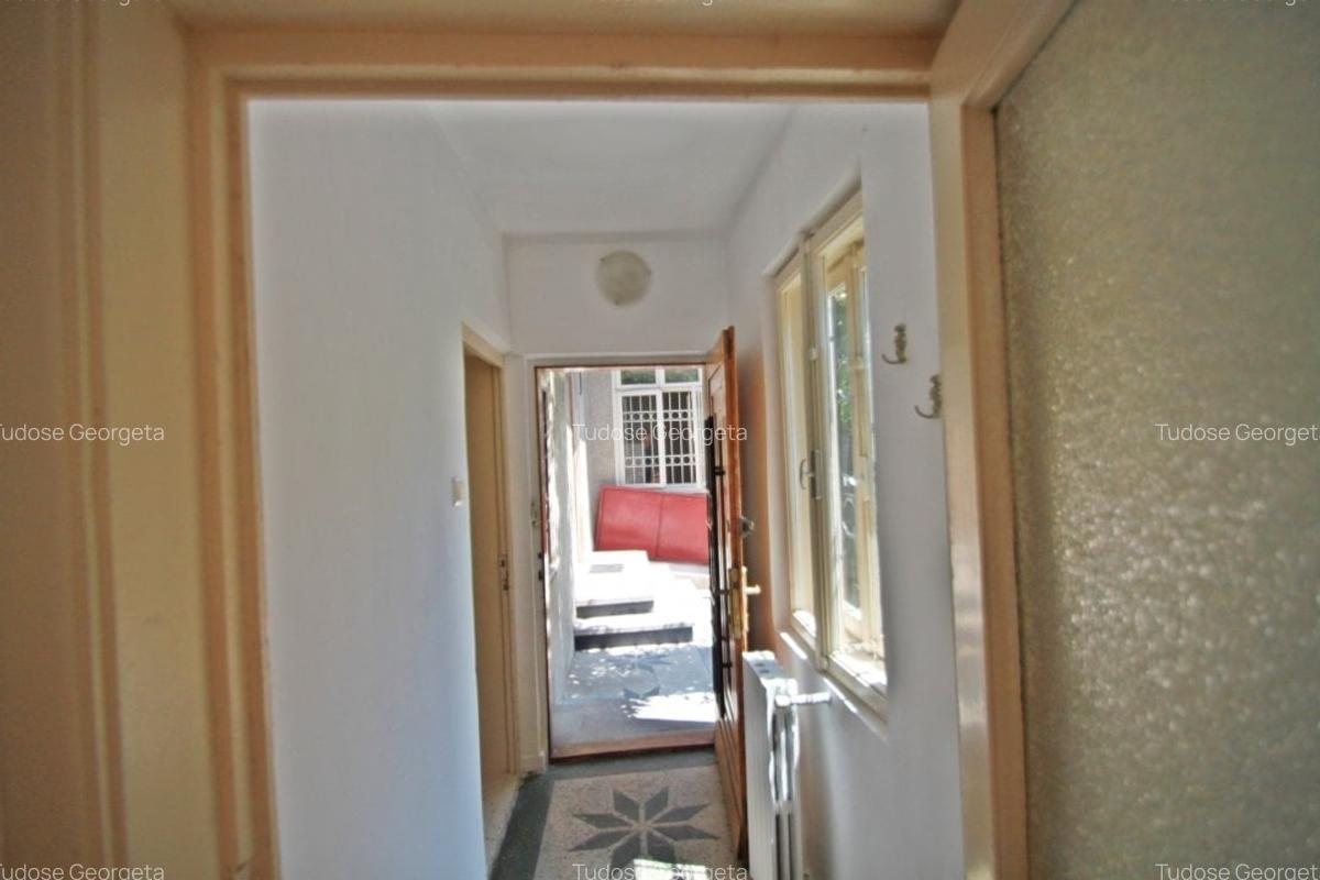 Casă cu 3 camere în Faleza Nord - 13