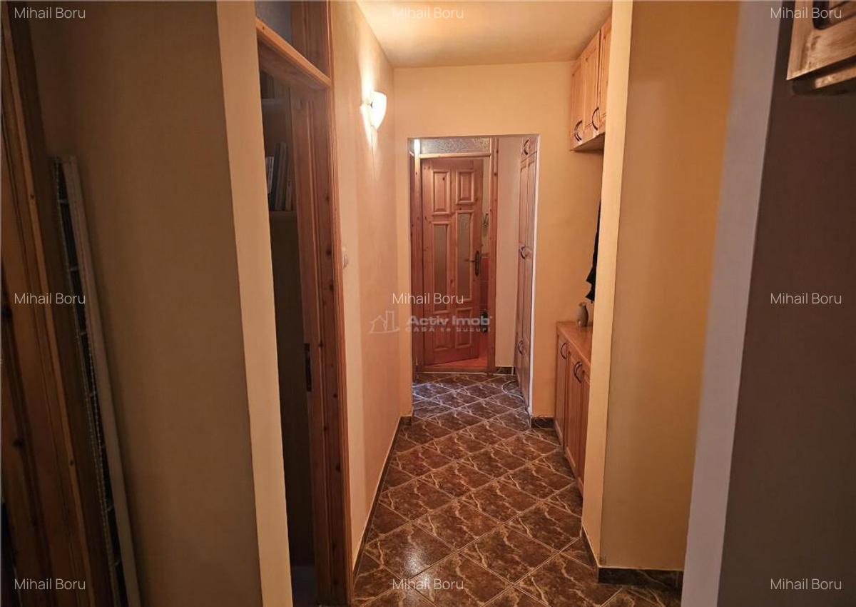 Resita, 4 Cam. Dec., Mobilat Utilat, Et. 2, Micro 4 - 9