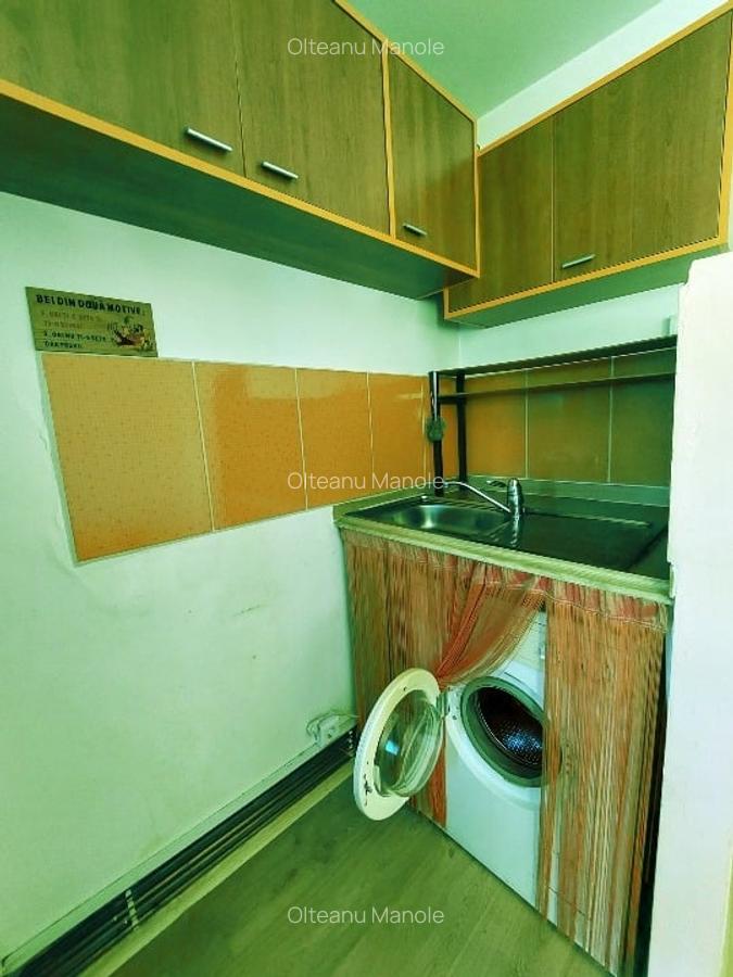 Proprietar  ofer garsoniera mica,  180 euro - 16 Proprietar  ofer garsoniera mica,  180 euro - 16